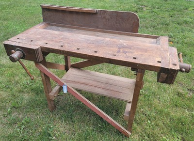 Unmarked: Extra Clean Small Size Work Bench