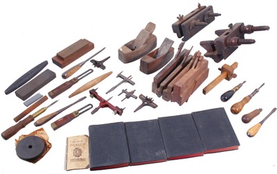 Assorted Makers: Woodworking Tools Opportunity Lot