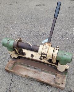 Di-Acro, Lake City, Minnesota, No. 3: Heavy Duty 12" Metal Shear