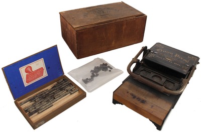 Unmarked: "The Crown Press" Child's Printing Pre