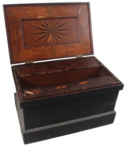 Unmarked: Spectacular Marketry Inlay Tool Chest
