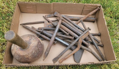 Assorted Makers: Wkg. Set Of Stone Workers' Chisels