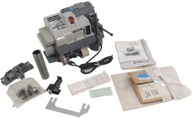 Delta International Machinery Company, Pittsburgh, Pennsylvania, No. 34-150: Extra Clean Table Saw "Uinifeeder