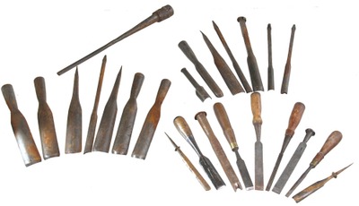 Assorted Makers: Lot Of Early Type Gouges & Chisels