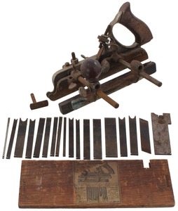 Stanley Rule & Level, No. 45: Clean & Usable Combo Woodworking Plane