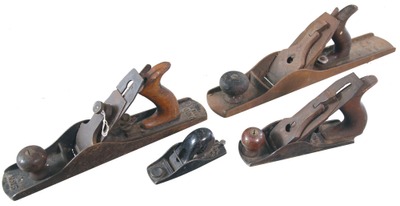 Union Manufacturing Company, New Britain, Connecticut: Four Sound & Usabl Woodworking Planes