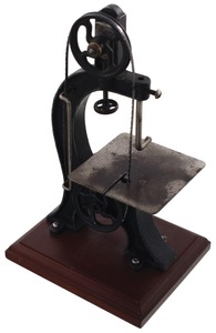 Unmarked: Early 20th C. Cast Iron Band Saw