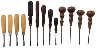 Assorted Makers: Lot Of Small Size Carving Tools