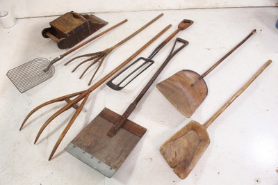 Assorted Makers: Farm Primitive Items Opportunity Lot