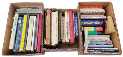 Assorted Makers: Lot Of Glass & Antiq Reference Books