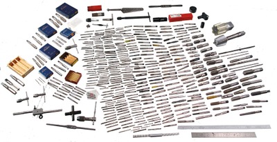 Assorted Makers: Coll. Of Assorted Taps & Die Stocks