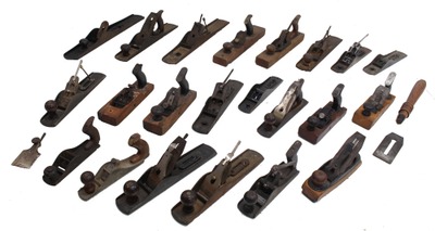 Assorted Makers: Lot Of Metallic & Transitional Plane
