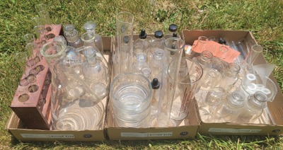 Assorted Makers: Laboratory Items Opportunity Lot