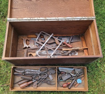 Millers Falls Company, Millers Falls, Massachusetts: Carpenter's Hinge Top Tool Chest