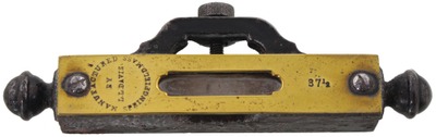 L.L. Davis, Springfield, Massachusetts, No. 37 1/2: Square & Line Level