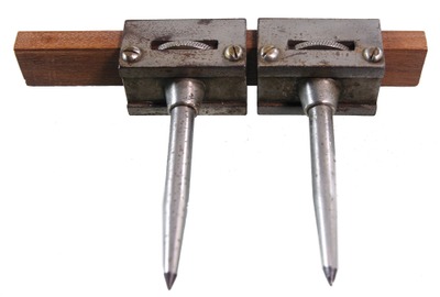 Unmarked: Pair Of Unusual Locking Trammels