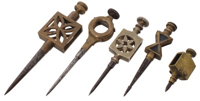Unmarked: Collection Of Five "Orphan" Trammel