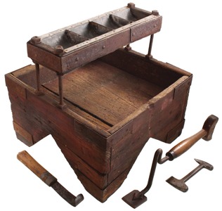 Unmarked: Early Farrier's Shoeing Stand