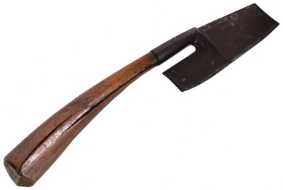 Unmarked: Classic French "Doloire" Axe