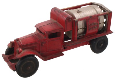 Kenton Toy Company, Kenton, Ohio: Cast Iron Construction Toy