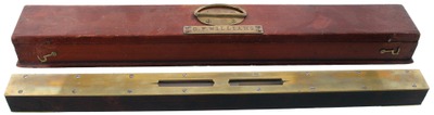 Unmarked: Solid Rosewood Bench Level