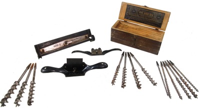 Assorted Makers: Four Clean & Usable Woodworking Tools