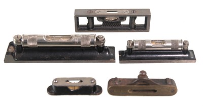 Assorted Makers: Lot Of Extra Clean Small Size Levels