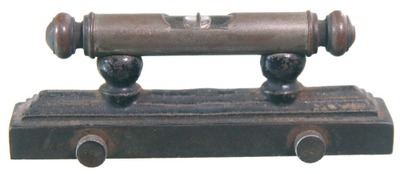Davis L. & T. Company (Unmarked): 4" Pedestal Level