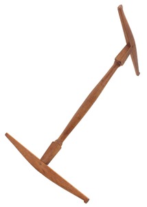 Unmarked: Early "Niddy Noddy" Yarn Winder