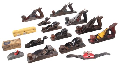 Assorted Makers: Lot Of Later Type Metallic Planes