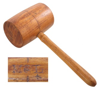 M & L: Extra Clean Solid Oak Mallet