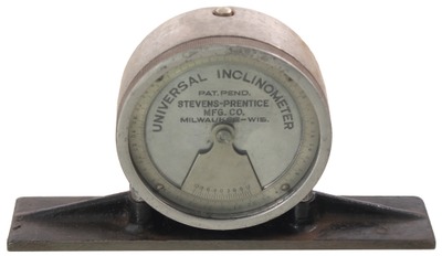 Stevens-Prentice Manufacturing Company, Milwaukee, Wisconsin: "Universal" Inclinometer Level