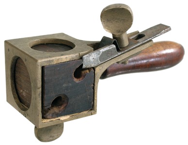 Unmarked: Fancy Brass & R'wood Luthier's Peg Rounde