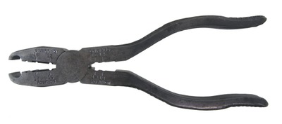 Belden Machine Company, New Haven, Connecticut: Pair Of Spec. Purp. Electrician's Pliers