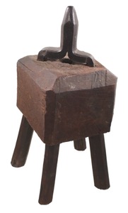 Unmarked: Early Forged Iron Trunnel Peg Cutter