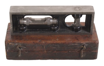 Sawyer Tool Company (Unmarked), No. 7: Rare Adjustable Bench Level
