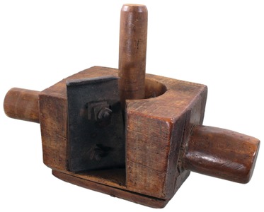 Unmarked: Classic "Turk's Head Rounding Engine