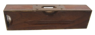 Unmarked: Brass Bound Mahogany Level