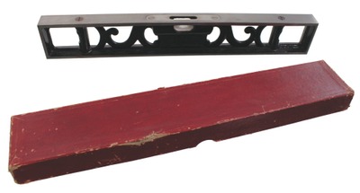 L.S. Starrett Company, Athol, Massachusetts, No. 132: Unused 12" Cast Iron Bench Level