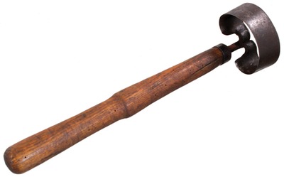 Unmarked: Early Long Hdl. Hand Forged Scorp