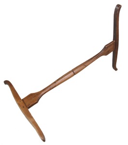 Unmarked: Early "Niddy Noddy" Yarn Winder
