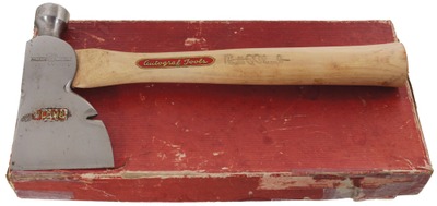 Fayette R. Plumb, Philadelphia, Pennsylvania, No. AH2: Extra Clean Carpenter's Hatchet