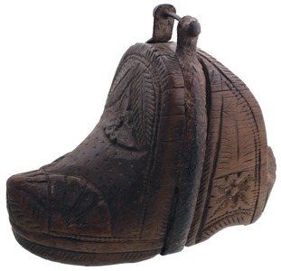 Unmarked: Early Oriental Type Wooden Stirrup