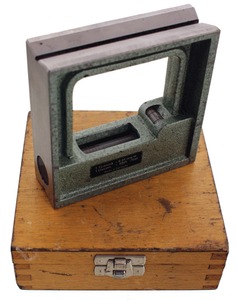Unmarked: Precision Square Bod Plumb & Level