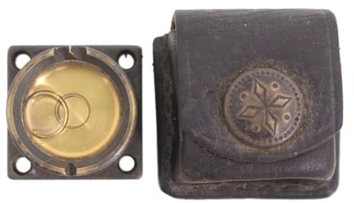 Unmarked: Unus. Brass "Bullseye" Level