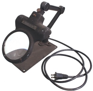 Stanley Rule & Level, No. 701: Extra Clean Bench Magnifier