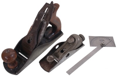 Assorted Makers: Three Clean & Usable Woodworking Tools