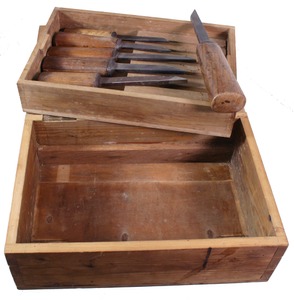 Unmarked: Boxed Set Of Six Pigsticker Mortise