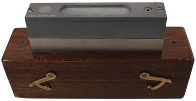 Hilger & Watts, London, England, No. 216219A: Prec. 5" "Angle Gauge Level"