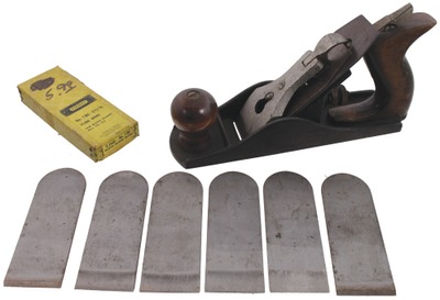 Crescent Manufacturing Company, New York, No. 3 C: Rare "Crescent" 8" Smoothing Plane